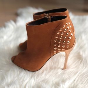 Peep toe rose gold/tan stilettos